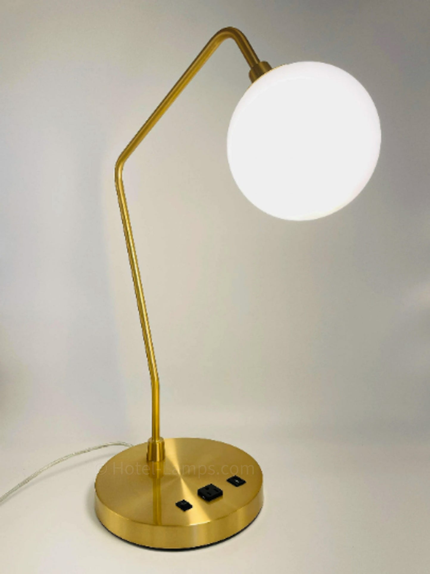 Mid-Century Modern Gold Table Lamp – Slim Tubular Design with Globe Shade, USB & Outlet