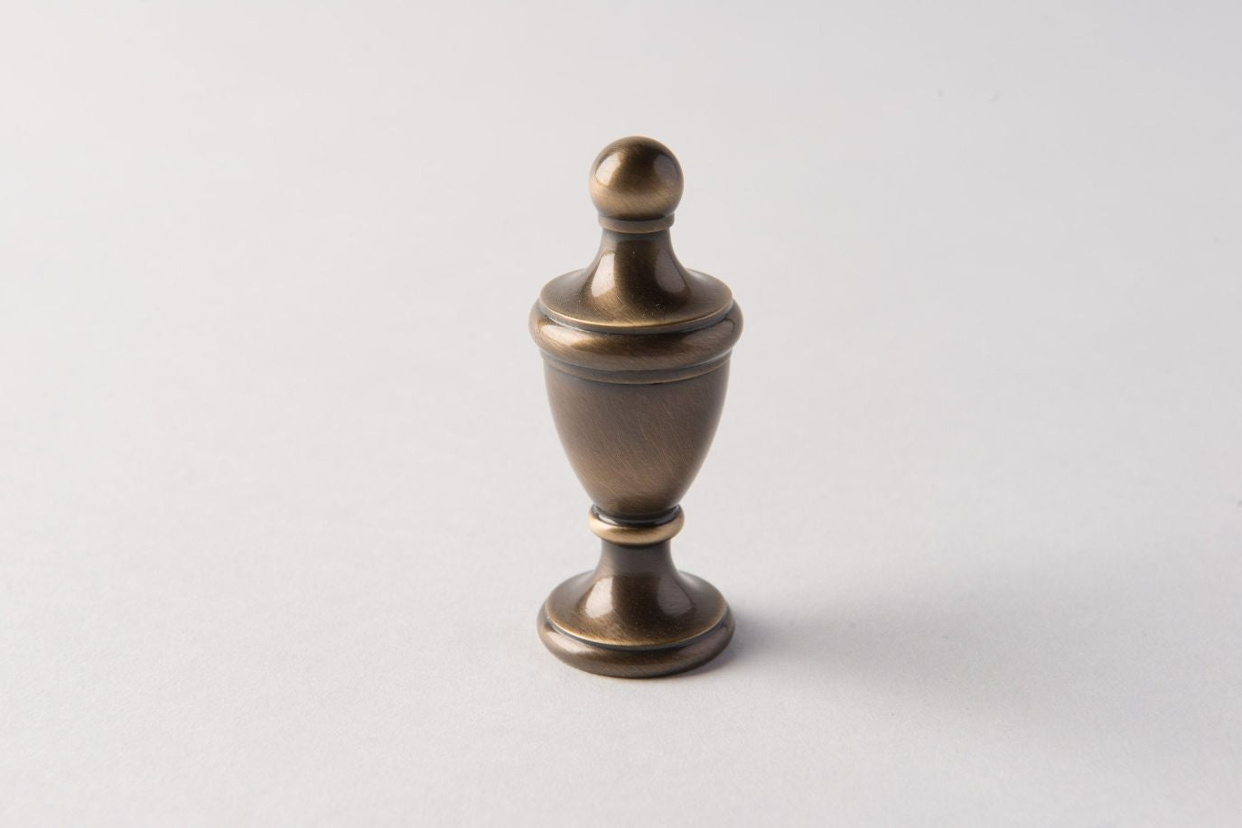 Antique Brass Urn Lamp Finial (Fits Most Harps)