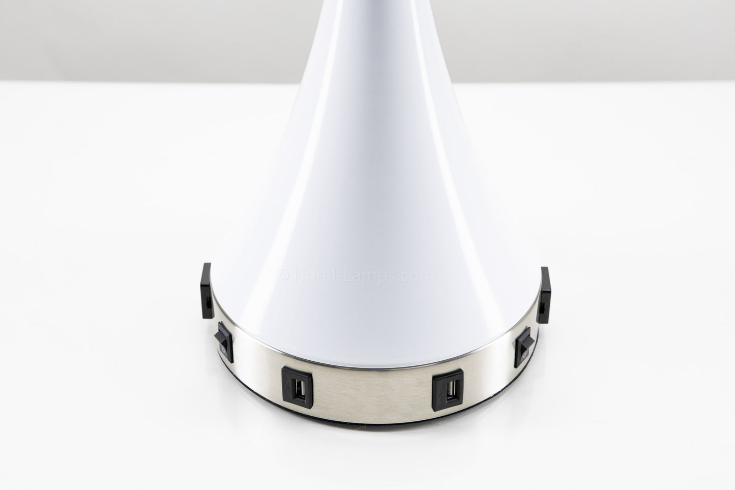 Sleek White Table Lamp – Gloss & Brushed Nickel Finish with Dual USB and Outlet Ports