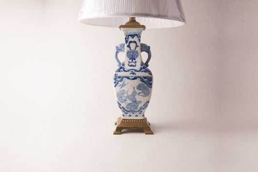 Asian Porcelain Table Lamp – Vintage 1970s Decorative Lighting