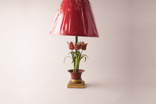 Floral Tole Table Lamp – Decorative Vintage-Style Lighting