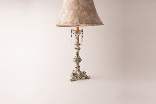 Hanging Crystals Table Lamp – Elegant Decorative Lighting
