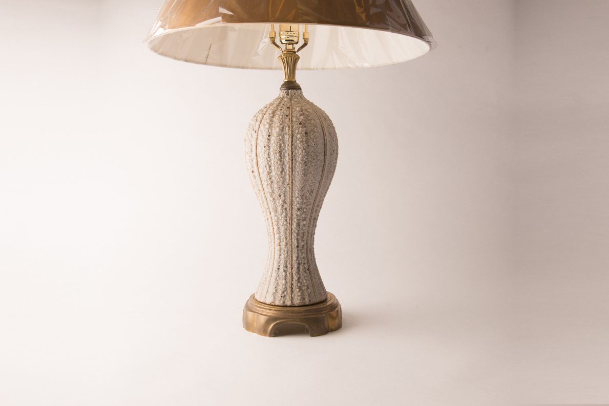 Shell Pottery Table Lamp with Brass Base – Italian 1950s Vintage