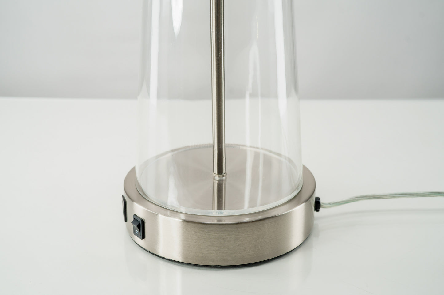 Ivory Linen Table Lamp with USB & Outlet – HLHT7062