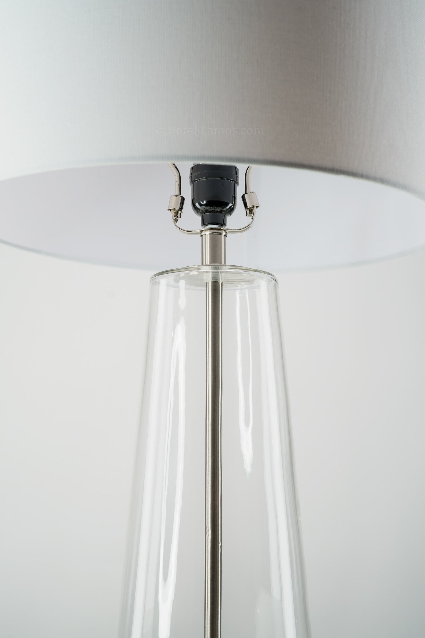 Ivory Linen Table Lamp with USB & Outlet – HLHT7062