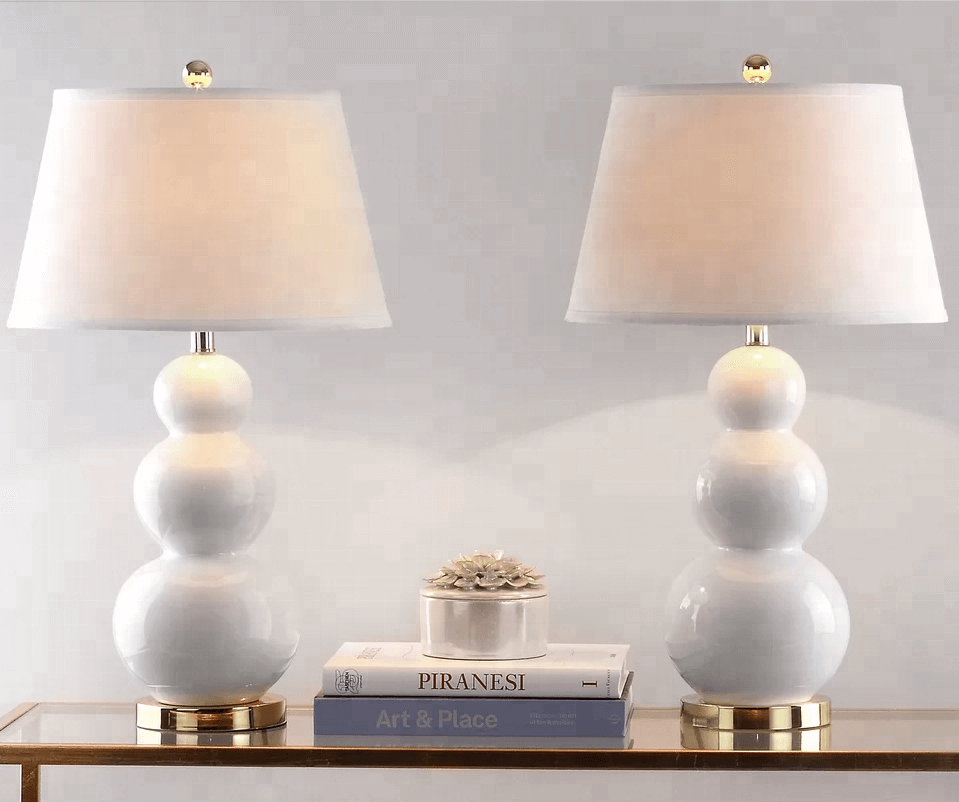 White Ceramic Table Lamp with Off-White Linen Shade & Brass Accents – HLHT7025