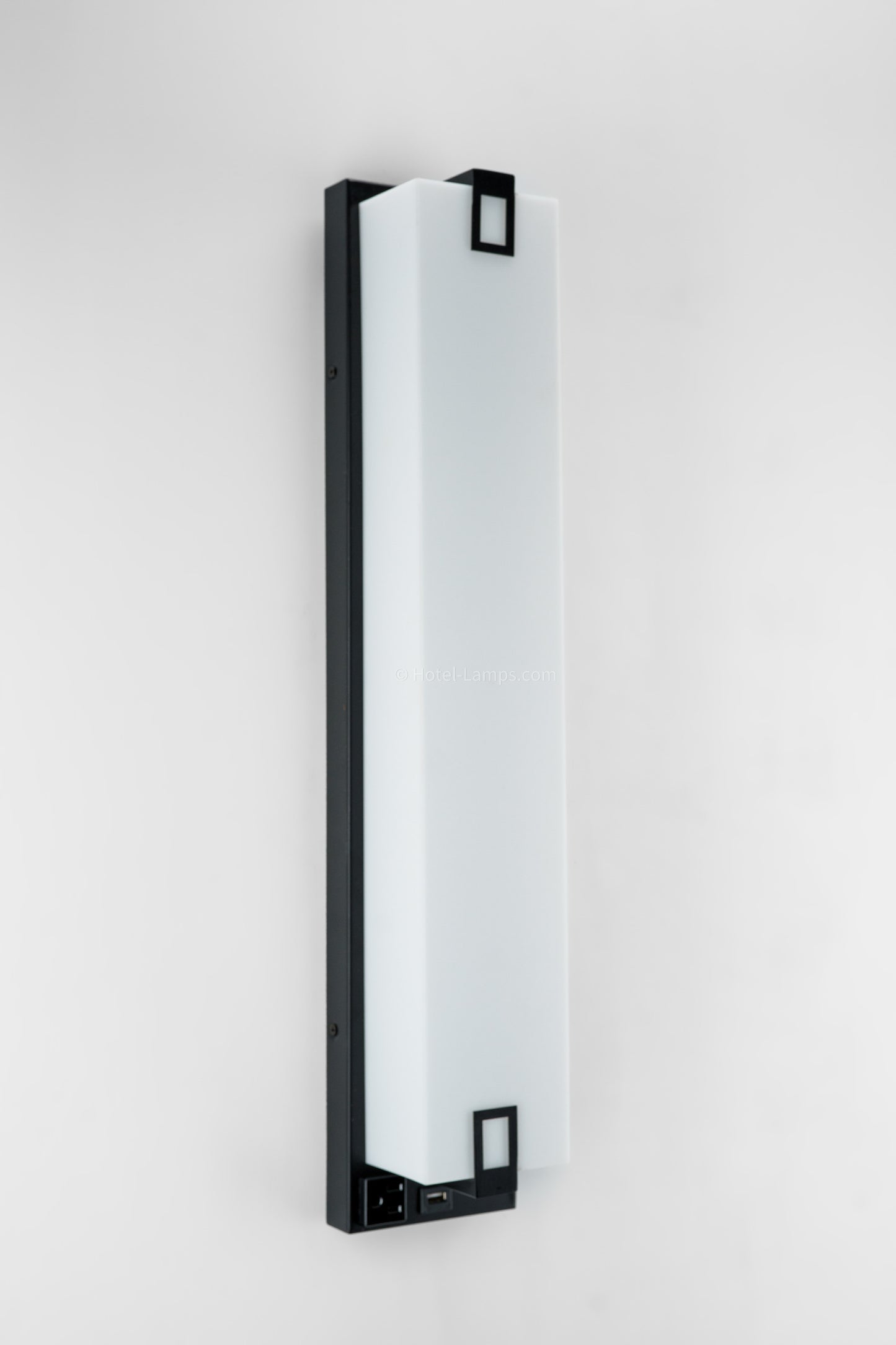 Linear Black Wall Lamp – LED Wall-Mounted Bedside Light with USB & Outlet