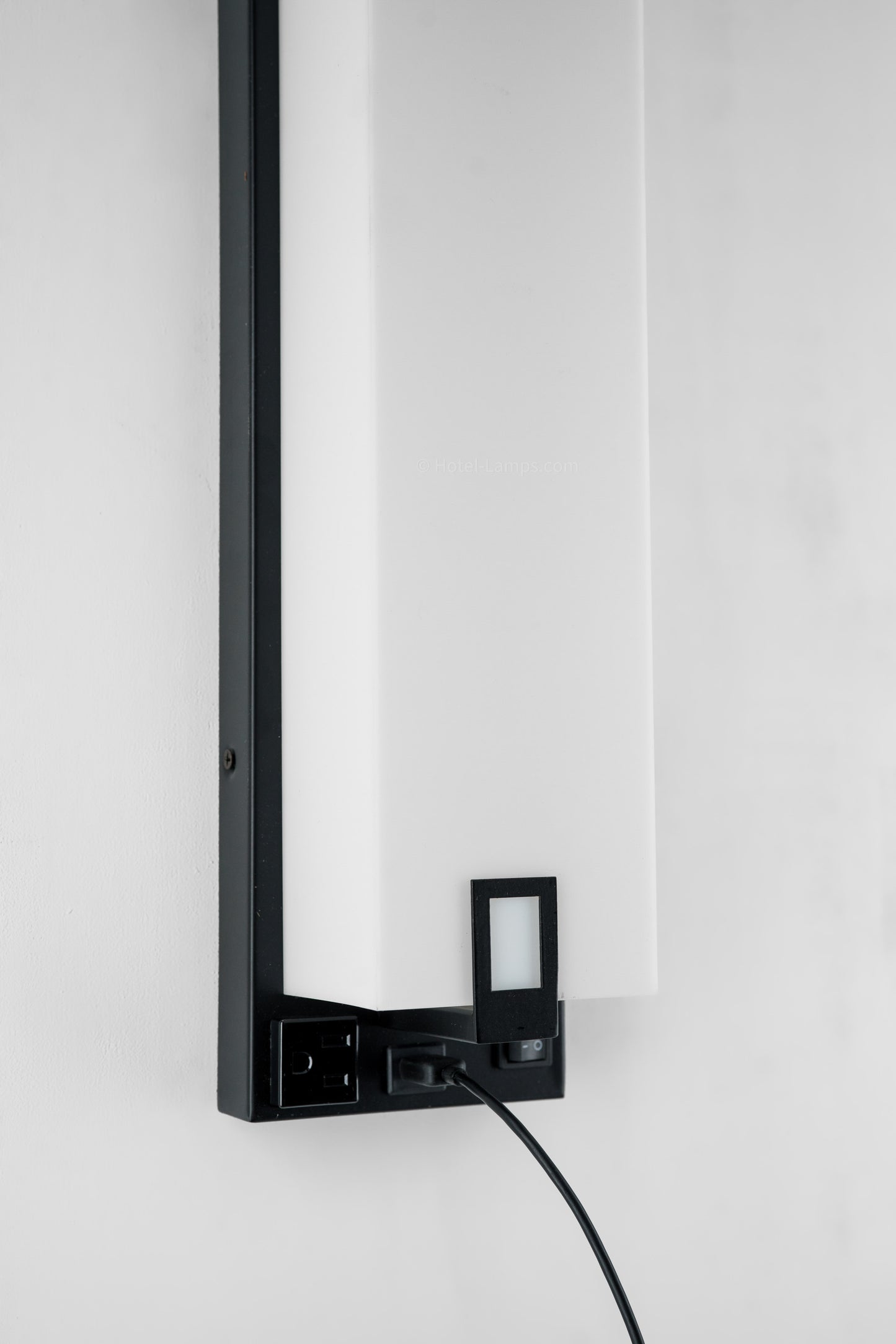 Linear Black Wall Lamp – LED Wall-Mounted Bedside Light with USB & Outlet