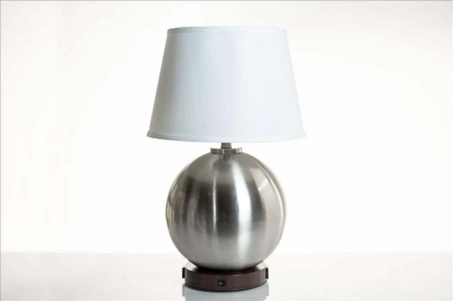 Round Base Table Lamp with Brushed Nickel & Oil Rubbed Bronze Finish – 2 Outlet USB Ready