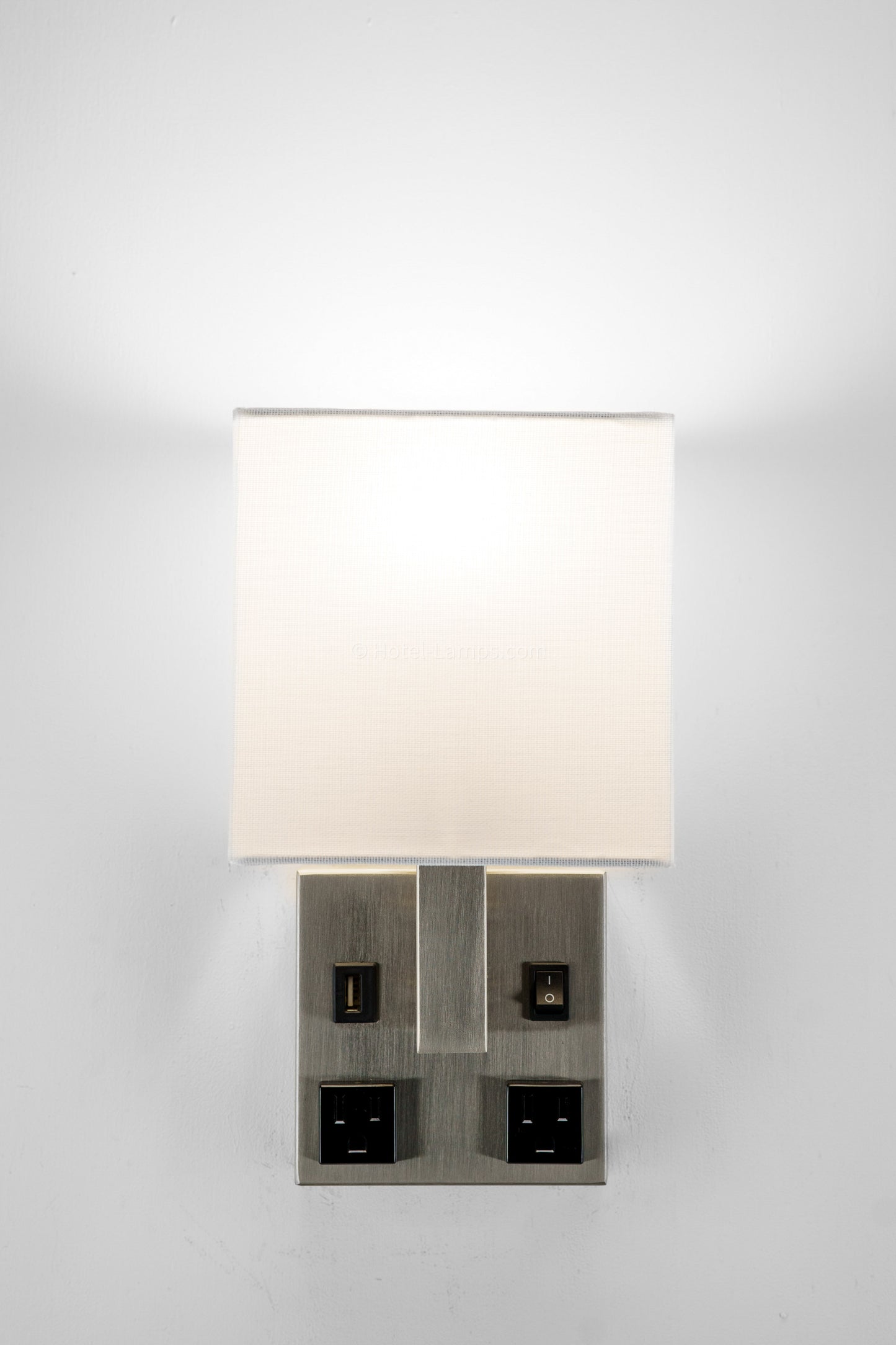 Single Wall Lamp – Satin Nickel Finish with USB & Outlets, Wall-Mounted Bedside Light