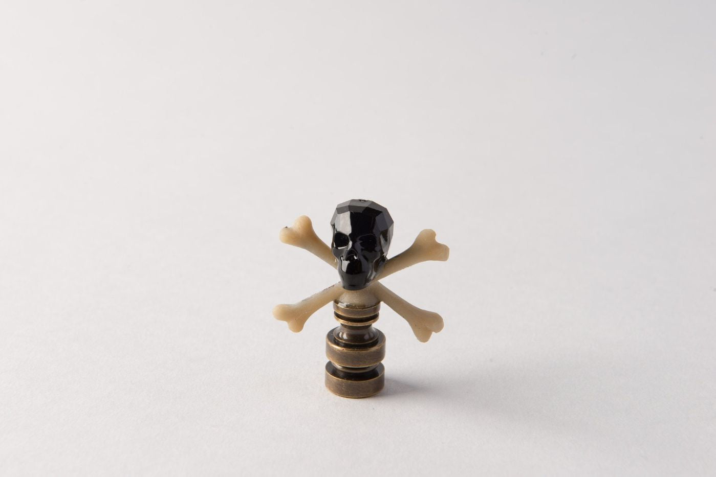 Swarovski Crystal Skull – Luxury Decorative Accent