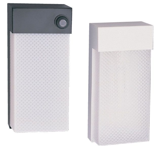 HL-TW Outdoor Wall Pack Light – Steel Housing with Clear or Opal Acrylic Lens