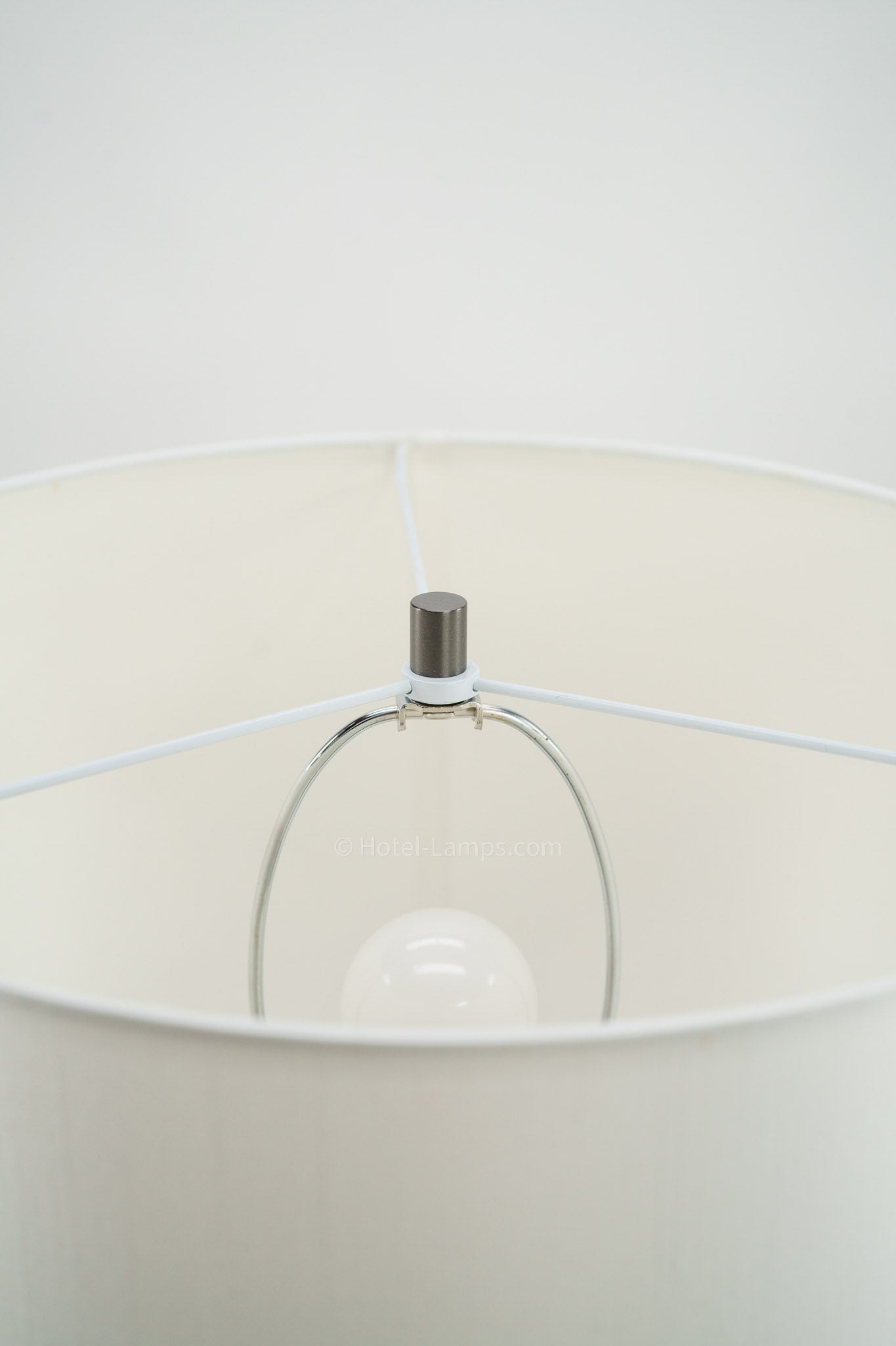 Beach Wave White Ceramic Table Lamp with USB & Outlet Ports – Satin Black Nickel Base