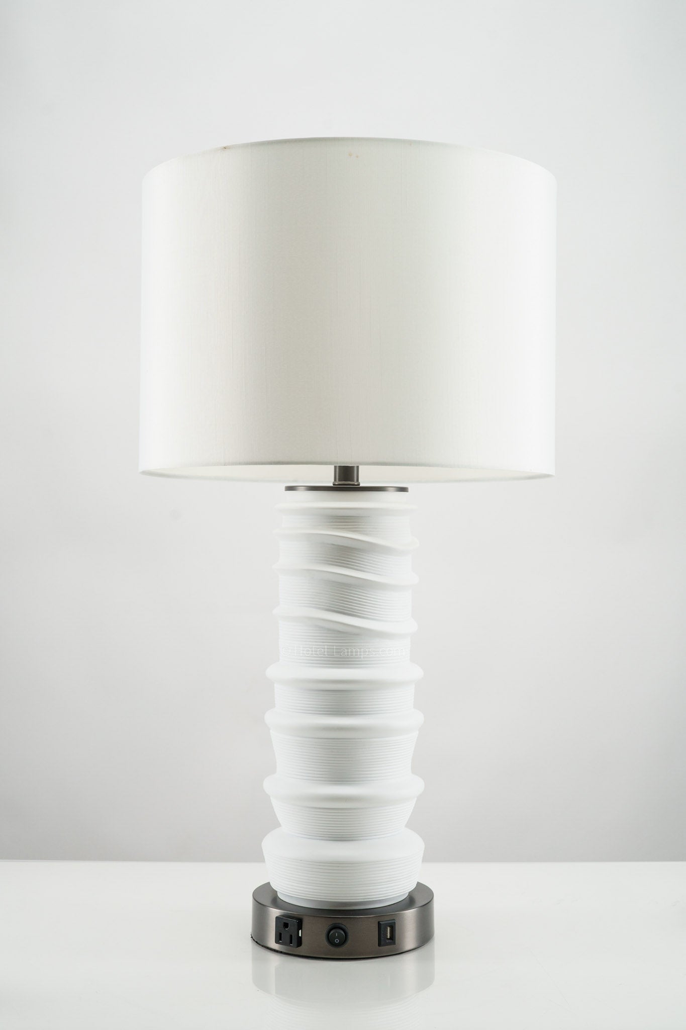 Beach Wave White Ceramic Table Lamp with USB & Outlet Ports – Satin Black Nickel Base