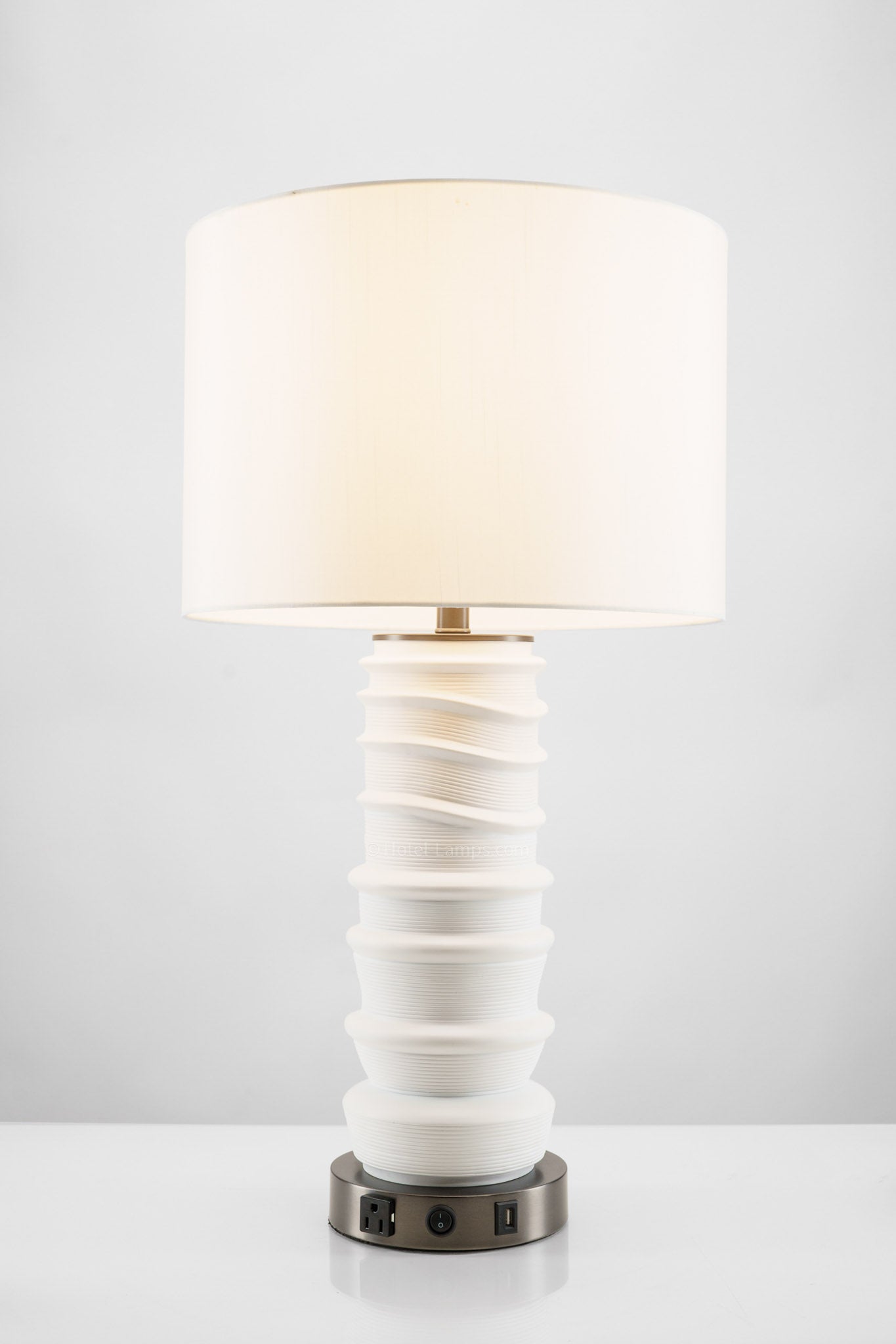 Beach Wave White Ceramic Table Lamp with USB & Outlet Ports – Satin Black Nickel Base