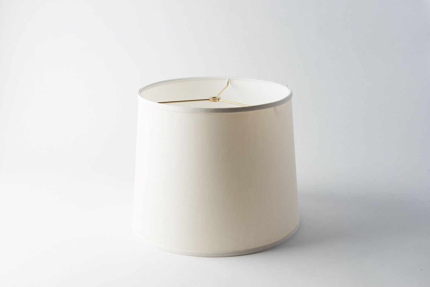 Drum Retro Silk Ivory Lampshade – Hardback Translucent Design