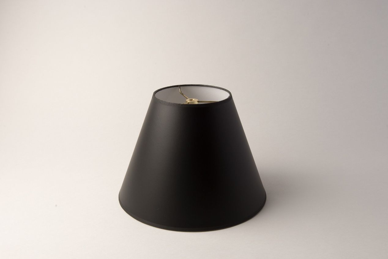 https://www.hotel-lamps.com/resources/assets/images/product_images/Opaque_Paper_Empire_-_Black.jpg